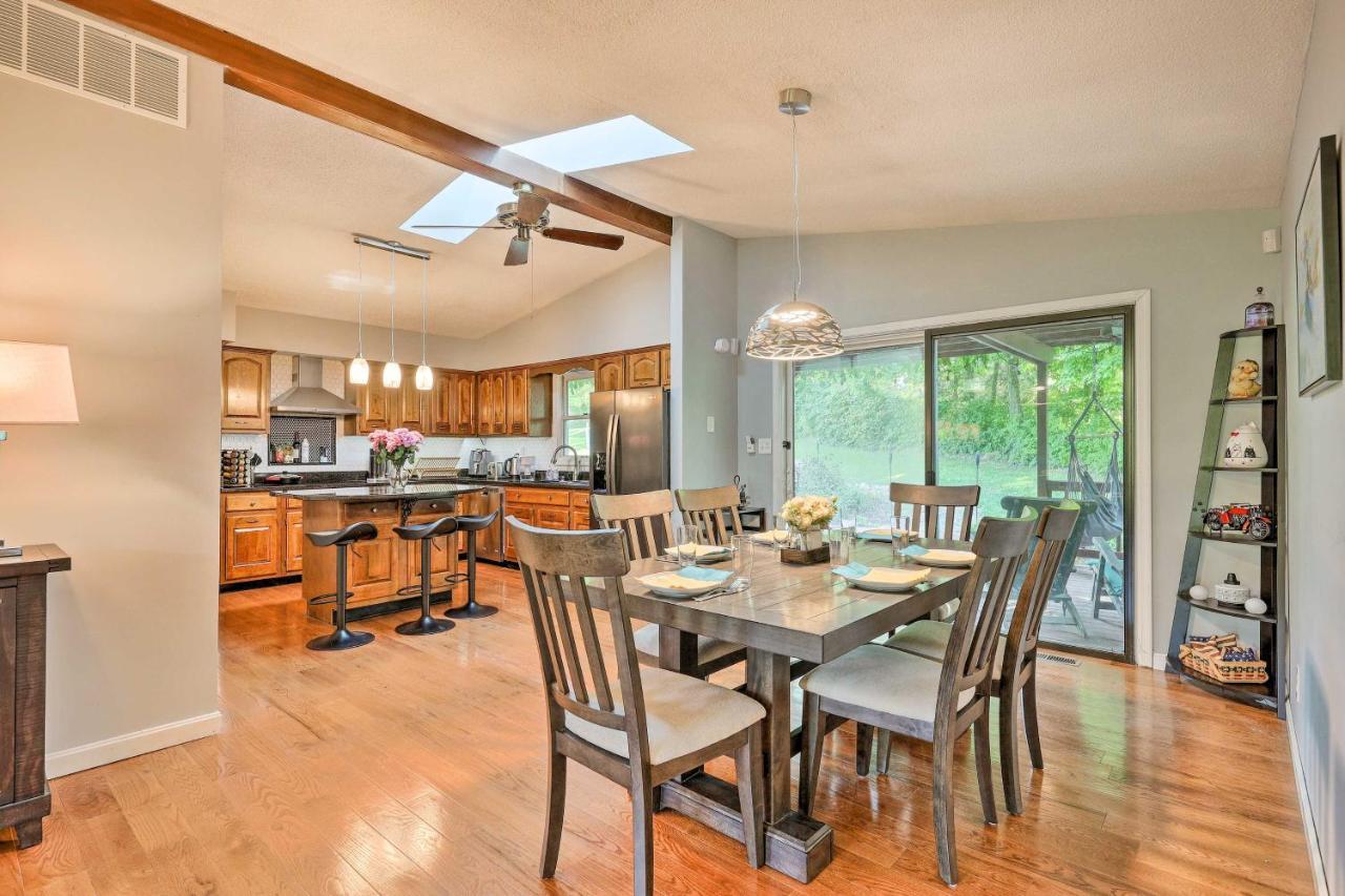 Family-Friendly Brookville Home With Hot Tub! Exterior photo