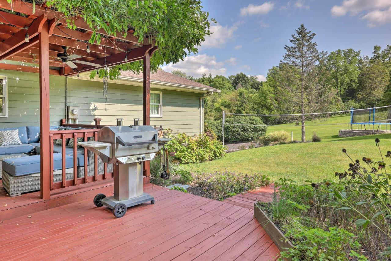 Family-Friendly Brookville Home With Hot Tub! Exterior photo